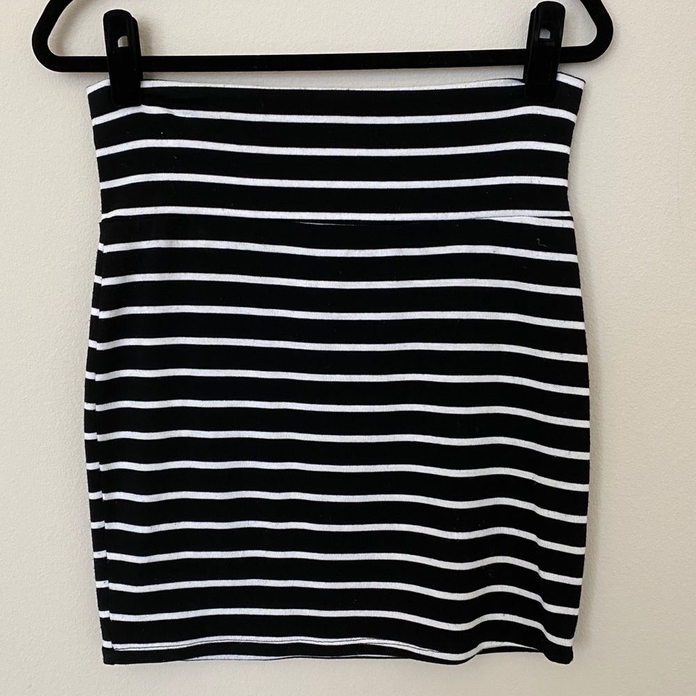 L8eR Mini Skirt